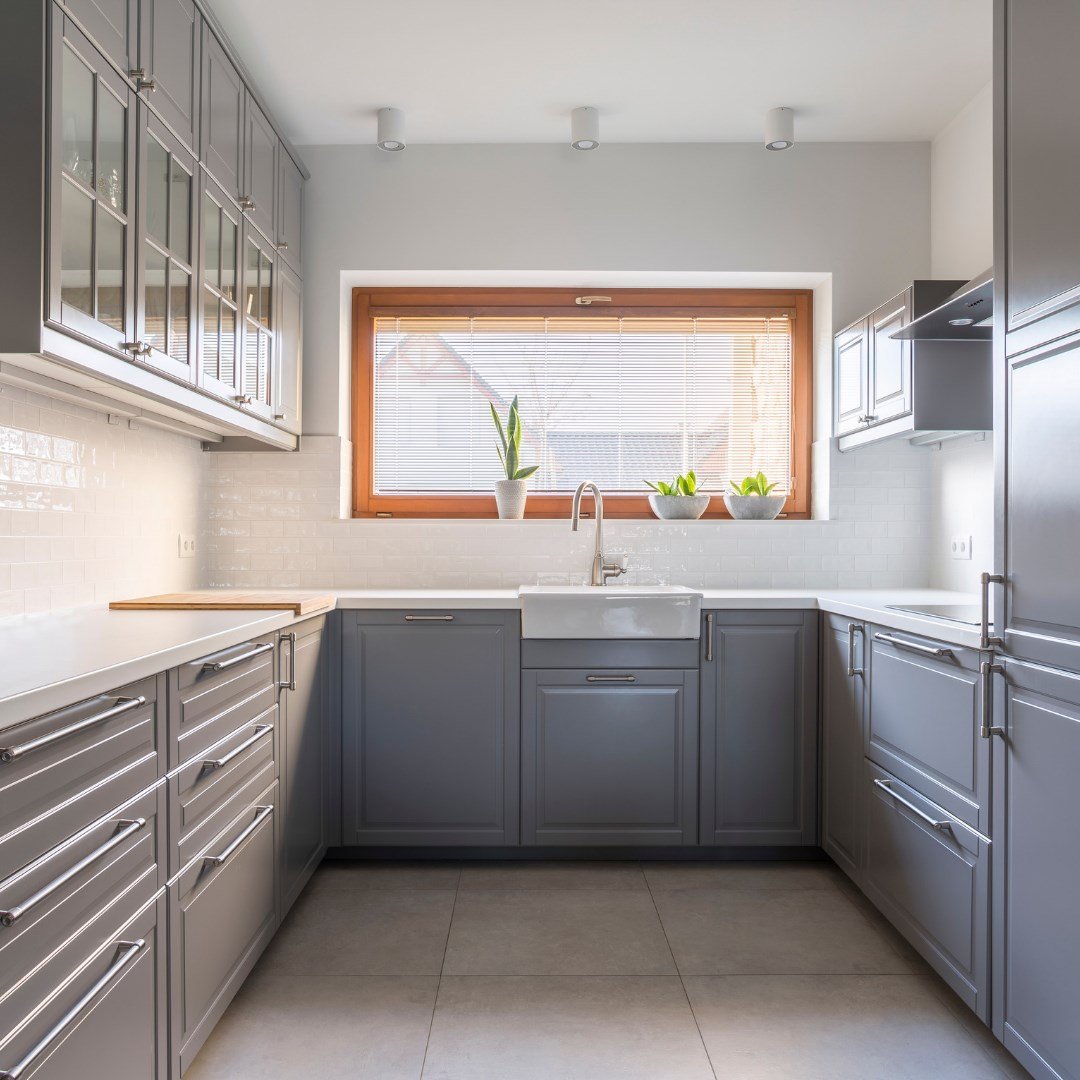 kitchen remodel with skink and grey cabinets 