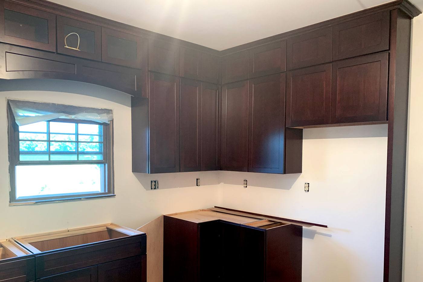 New kdark brown itchen cabinets installed by True Craft Remodelrs in Illinois